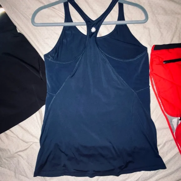 Athleta Stealth Large tank top - Picture 3 of 7